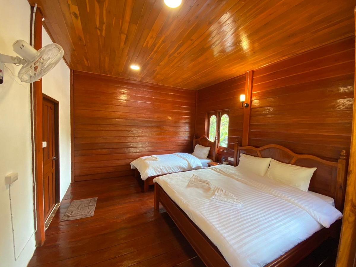 Letana Guesthouse Ban O Exterior photo